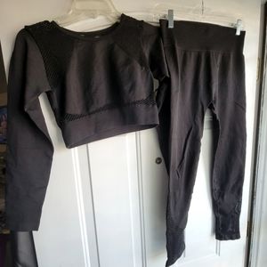 Pretty Little Thing crop top and tights